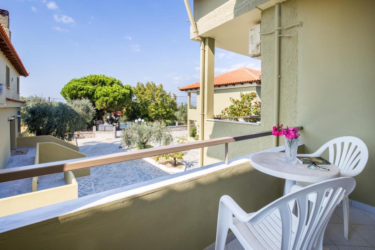 Filippos Hotel Skala Rachoni  Esterno foto